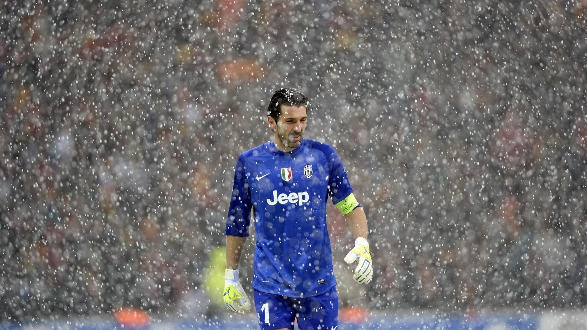 中国冰壶队世锦赛斩获佳绩 新生代力量闪耀国际赛场